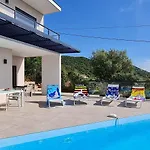 Mekasteni Cirendinu