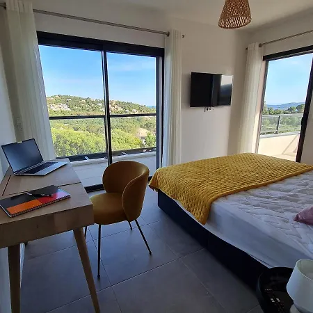 Villa Mekasteni Cirendinu