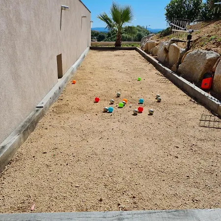 Mekasteni Villa