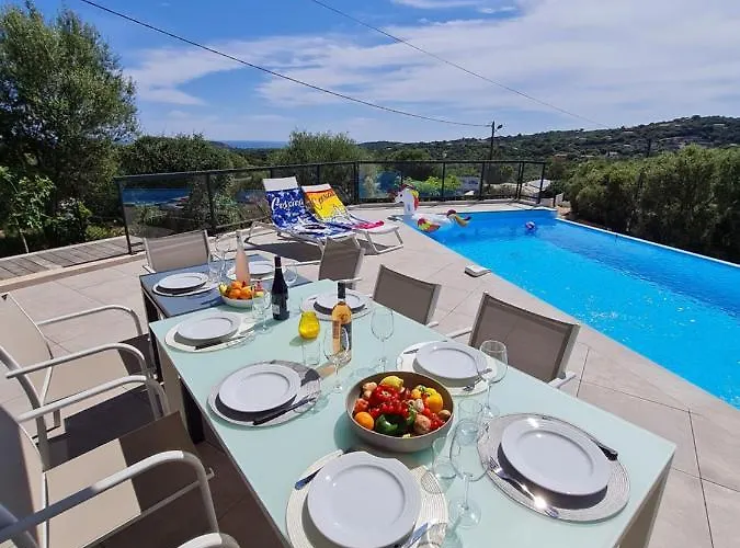 Villa Mekasteni *